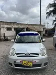 Toyota Sienta 2013 Silver - 2