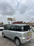 Toyota Sienta 2013 Silver - 3