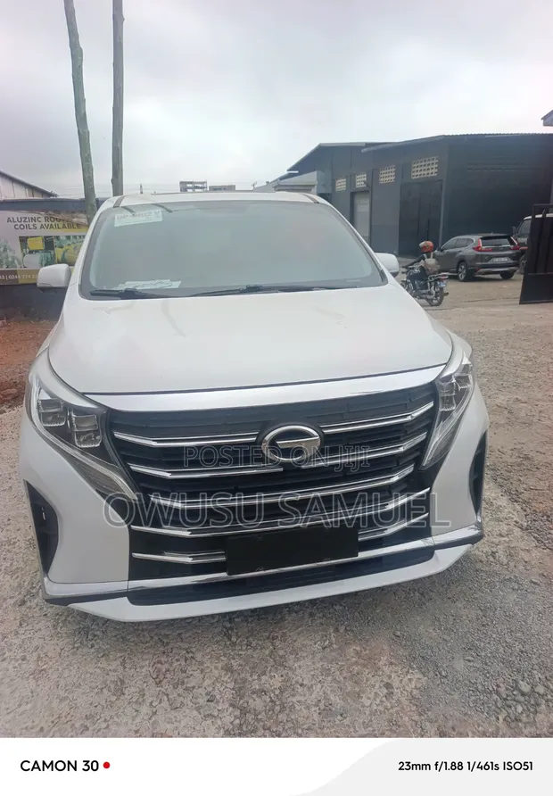 GAC GM8 2024 White - 1