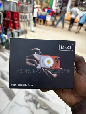 M-31 Magnetic Phone Flash