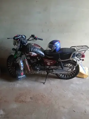 Haojin HJ125 Motorcycle - Black