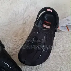 Spider-Man x Crocs Clogs - Official Marvel Edition
