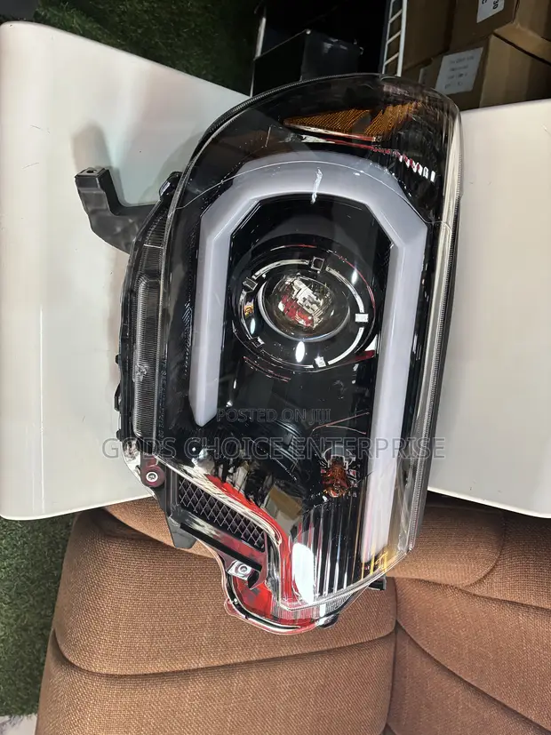 Toyota Tacoma Headlights 2009-2012 LED - 1