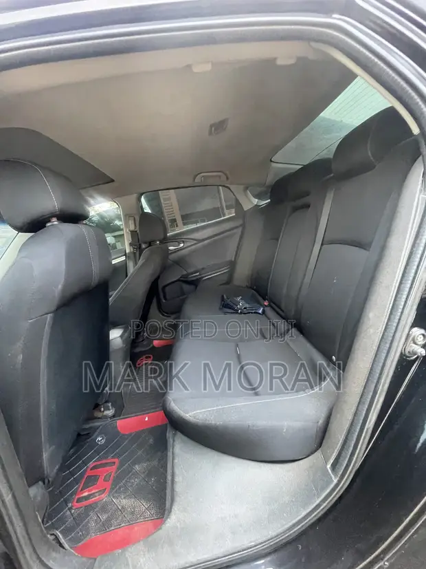 Honda Civic EX Sedan 2018 Black - 1