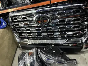 Toyota Tundra Front Bumper (2023-2025)