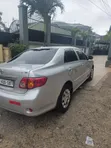 Toyota Corolla 2010 Silver - 2