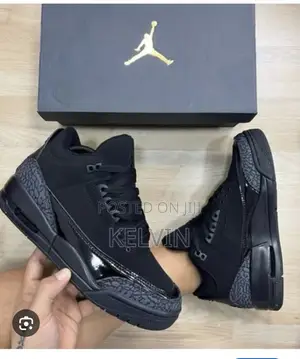 Sneakers Arena Men's Black Formal Sneakers