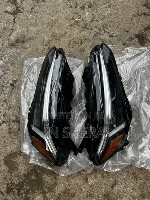 Honda Civic Headlight (2023-2025)