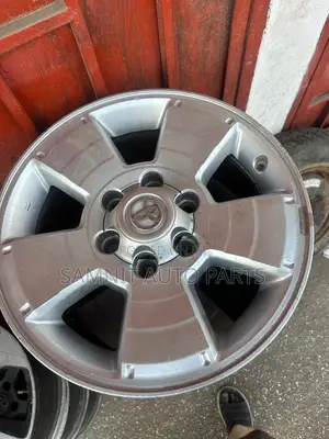 Used 16" & 17" Rims for Toyota Hilux