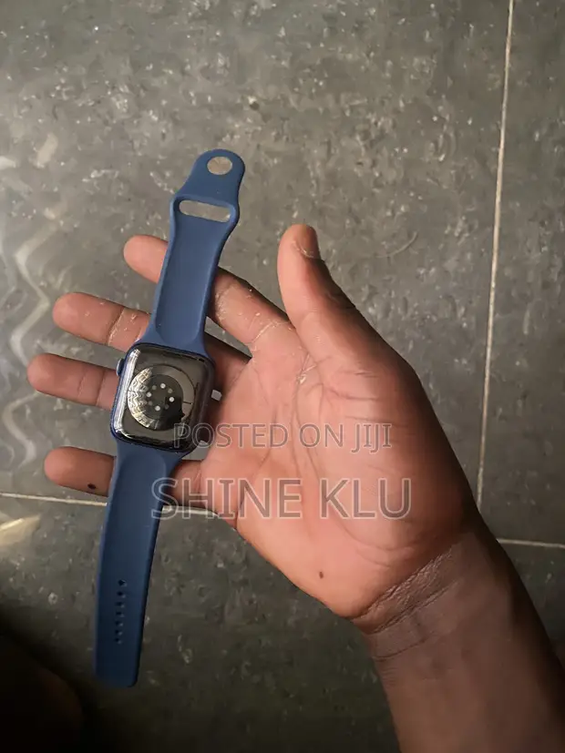 Apple Watch Series 6 44mm - 1