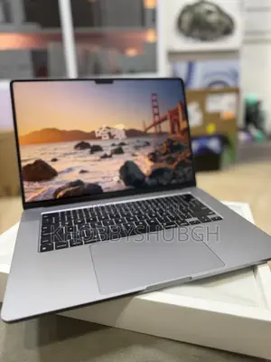 Apple MacBook Air 2022 M2 8GB RAM 256GB SSD