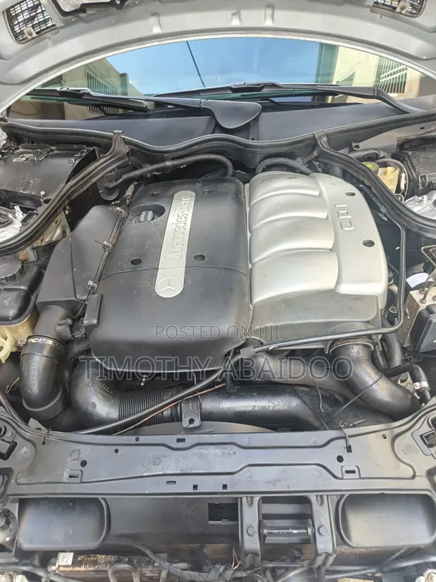 Mercedes-Benz C220 Classic 2001 Silver - 1