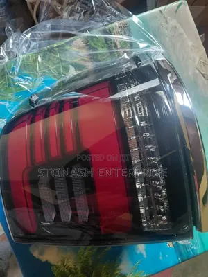 Toyota Land Cruiser 2018 Spec Tail Light Set