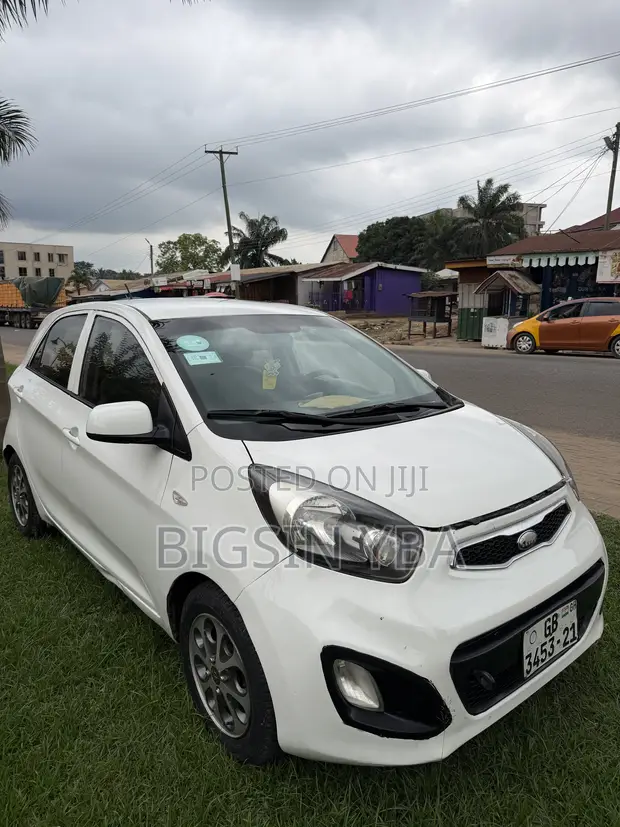 Kia Morning 2013 White - 1
