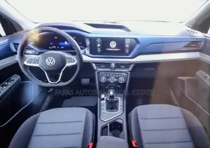 Volkswagen Taos SE 4MOTION 2024
