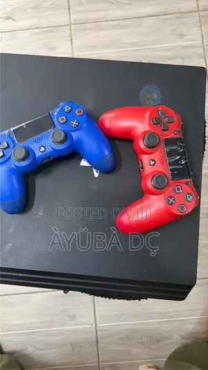 PlayStation 4 Pro 1TB Jailbroken