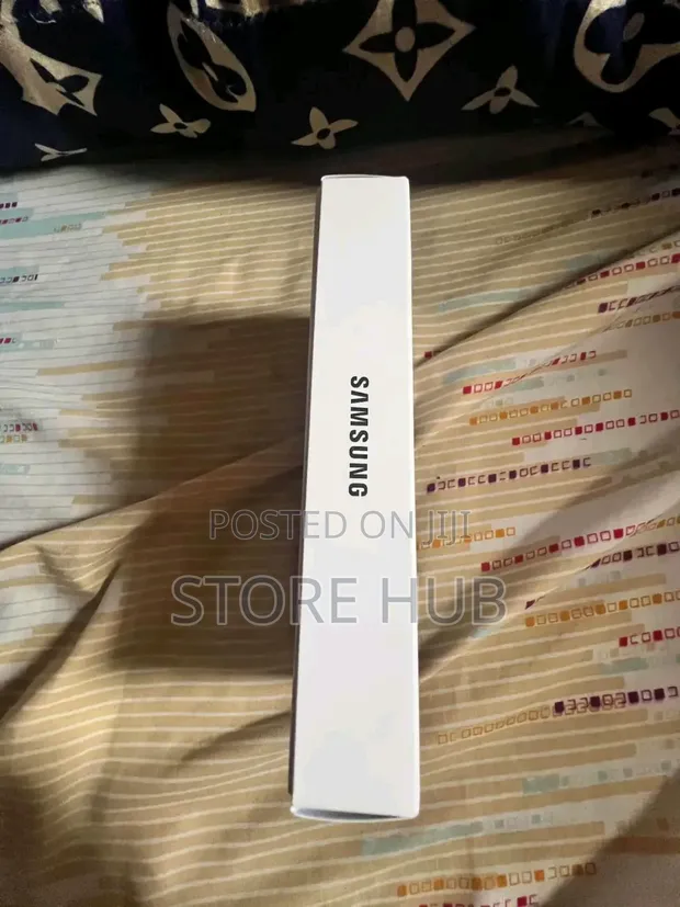 New Samsung Galaxy A17 5G 256GB Black - 1