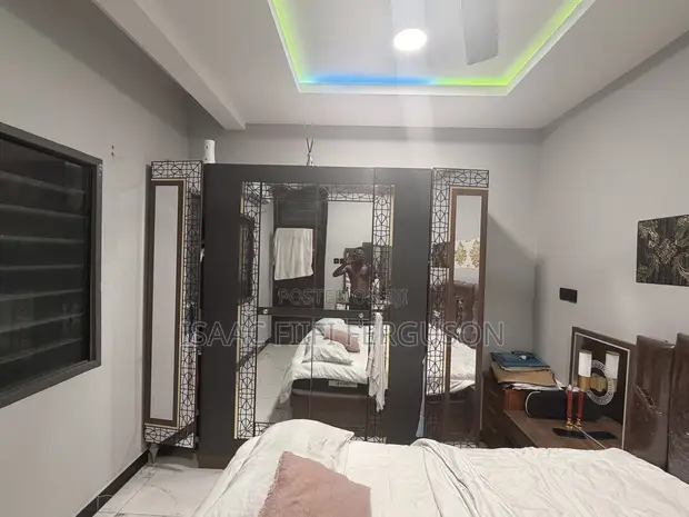Complete King Size Bed with Wardrobe and Drawers - 1