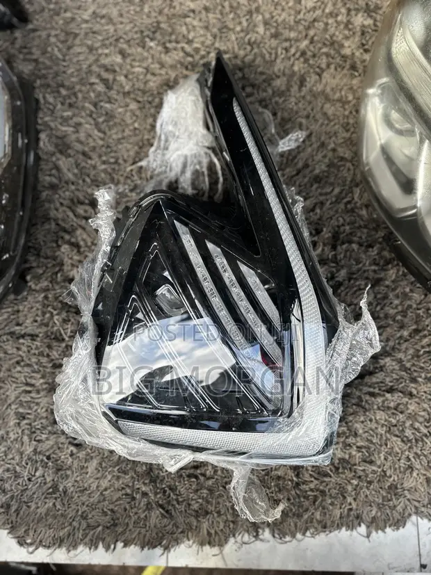 Kia Sportage 2022-2025 LED Headlight - 1