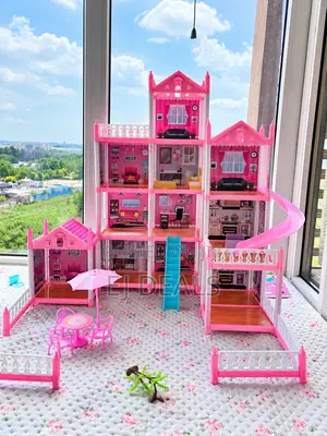 Girls Dreamy House 4-Story Doll House