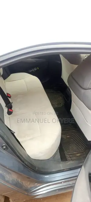 Toyota Corolla Gray 5 Seater for Rent - Madina