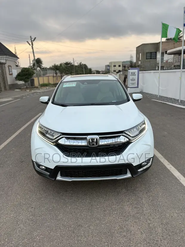 Honda CR-V Touring AWD 2018 White - 1