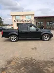 Nissan Navara 2013 Black - 4