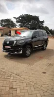 Toyota Land Cruiser Prado 2011 Black - 2