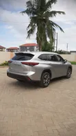 2023 Toyota Highlander Silver - 2