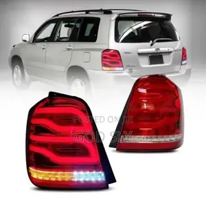 Toyota Highlander Headlights Replacement (01-07) - LED Projector