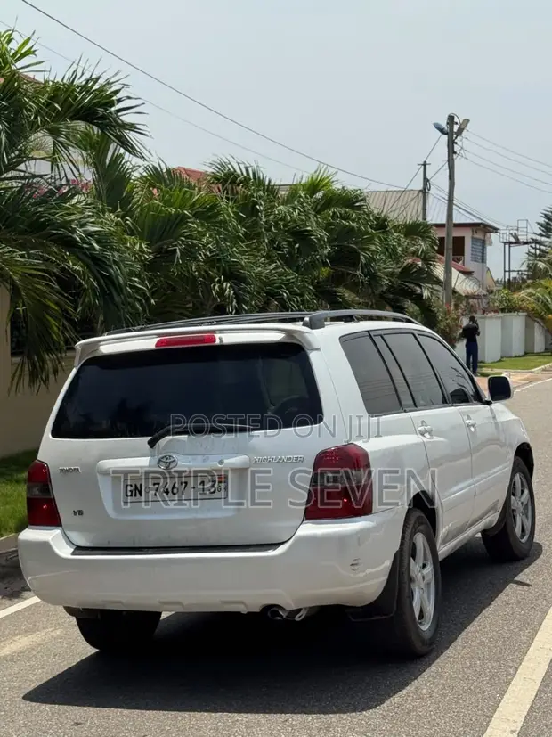 Toyota Highlander 2007 White - 1