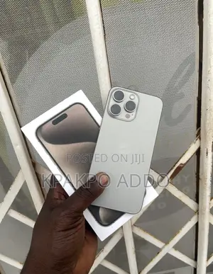 Apple iPhone 15 Pro Max 256GB Silver