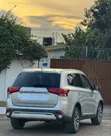 2020 Mitsubishi Outlander SEL S-AWC Silver - 2