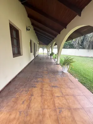 6-Bedroom House with Boys Quarters in Tesano Club, Abeka