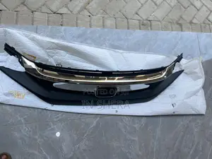 Honda Civic Front Grill (2016-2018)