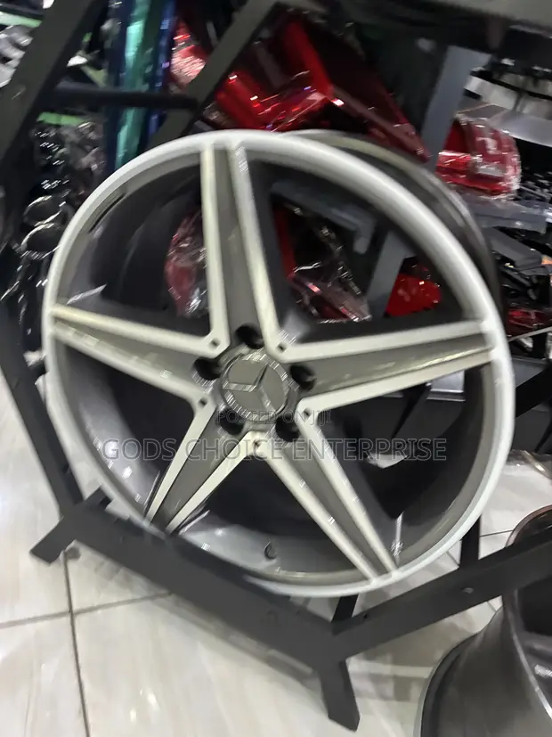 18-Inch Casted Wheels for Mercedes-Benz - 1