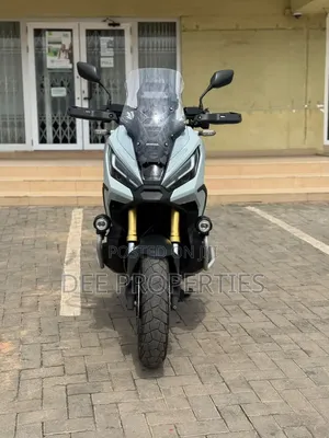 Honda X-ADV750 2024