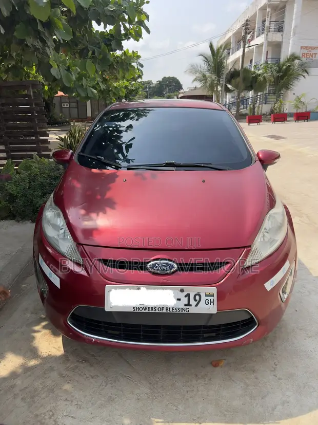 2011 Ford Fiesta SES Hatchback - 1