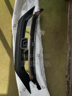 Honda Civic Front Top Grill (2016-2018)