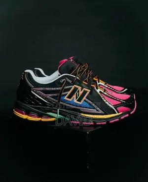 New Balance 1906R Sneakers