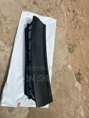 Honda Civic Front Bumper Grill Down (2016-2018)