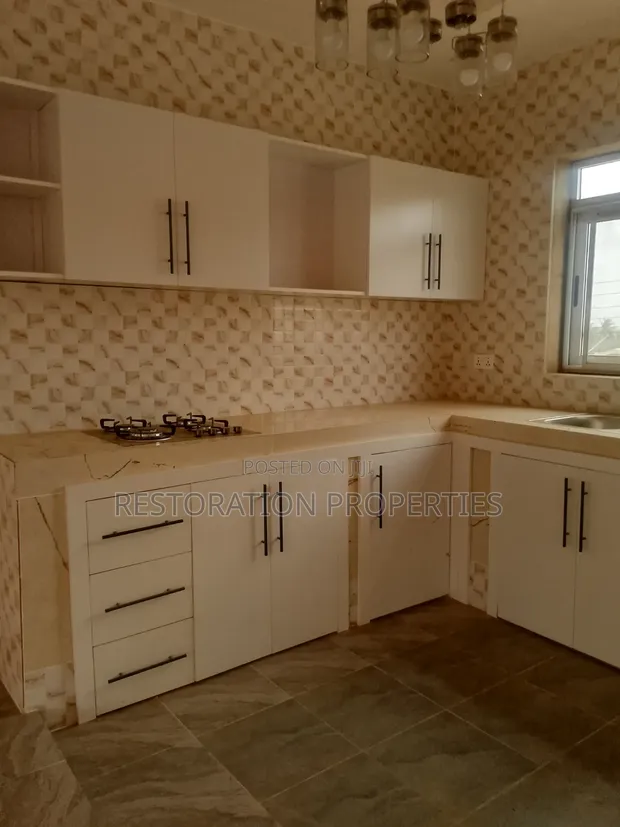 3 Bedroom Apartment for Rent, Lakeside Estate - 1