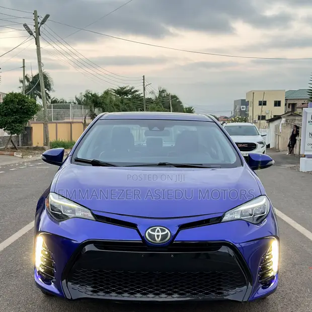 Toyota Corolla SE 2018 Blue - 1