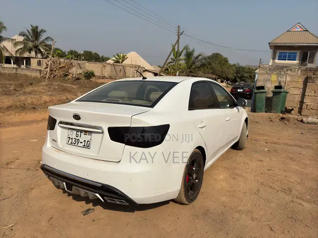 Kia Cerato 1.6 LX 2009 White - 1