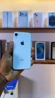 Apple iPhone XR 64GB White - 3