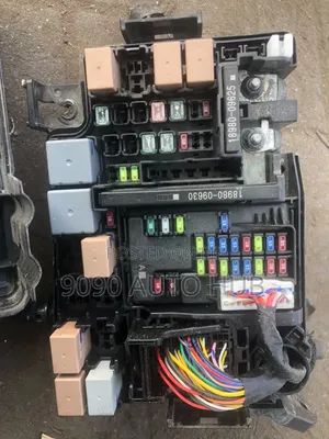 Hyundai Elantra 2016-2017 Fuse Box - Premium OEM