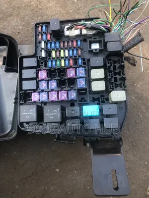 Toyota Yaris iA Fuse Box - Premium OEM Foreign Used