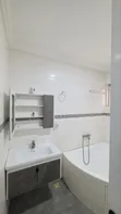 3 Bedroom House for Rent in Spintex, Sakumono - 2