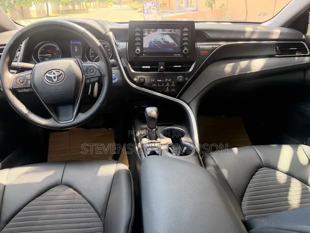 Toyota Camry XSE 2022 Black - 1