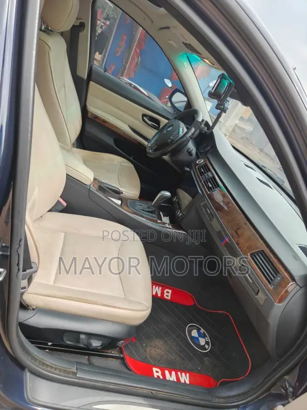 BMW 3 Series 320d X-Drive AWD 2012 Black - 1